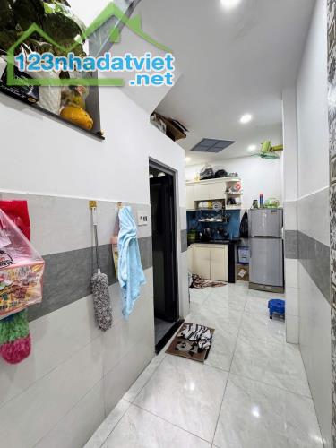 TÂN PHÚ CHỈ HƠN 3 ĐỒNG - SÁT CHỢ TÂN HƯƠNG - CHỈ VÀI BƯỚC RA MT - - 1