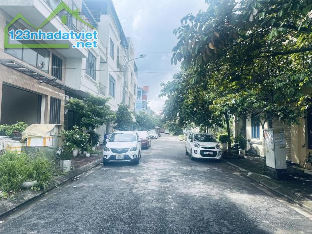 Bán 40m2 đất TĐC Đồng Hòa 1 đường nhựa 7m, vỉa hè hai bên giá 2.5 tỷ