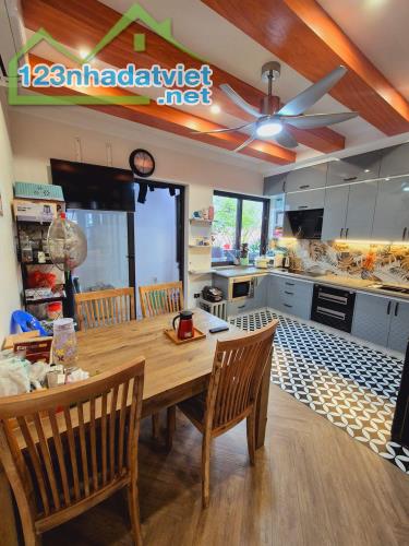 CĂN ĐẸP NHẤT PHÂN KHÚC PHỐ LIỄU GIAI !! 125M2 - 9M MẶT TIỀN - 30.5 TỶ - CỰC GẦN PHỐ