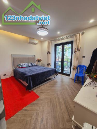 CĂN ĐẸP NHẤT PHÂN KHÚC PHỐ LIỄU GIAI !! 125M2 - 9M MẶT TIỀN - 30.5 TỶ - CỰC GẦN PHỐ - 2
