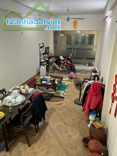HƠN 8 TỶ, NHÀ NGỌC LÂM 40M, 4T, MT4M, Ô CHỜ THANG MÁY, CÁCH 20M RA SÂN XE 45 CHỖ QUAY ĐẦU. - 4