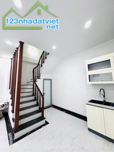 BÁN NHÀ TRƯƠNG ĐỊNH - NHÀ MỚI 6 TẦNG, NHƯ KHÁCH SẠN - VIEW CHUNG CƯ NAM ĐÔ - 1