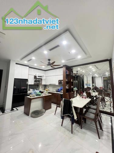 VIP - BIỆT THỰ MỚI CỰC ĐẸP KHU KIM ĐỒNG, YÊN TĨNH, THOÁNG MÁT, THANG MÁY NHẬP KHẨU, NỘI - 2