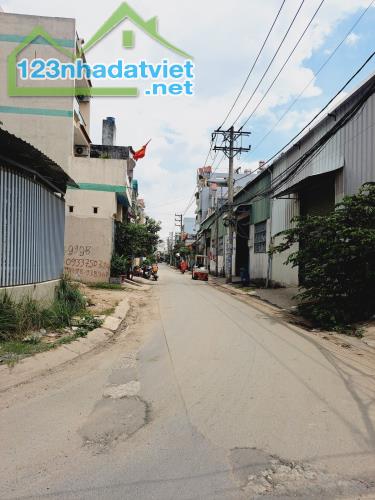 Bán gấp nhà mặt tiền hẻm Tây Lân  - Bình Tân, 93m2, gần chợ, thu nhập 10tr/ tháng, chỉ 4.x - 1