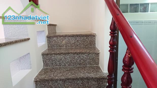 NHÀ PHỐ 2 TẦNG – MẶT TIỀN XTT31 – SHR – GẦN CHỢ ĐẦU MỐI – CHỈ 650 TRIỆU - 2