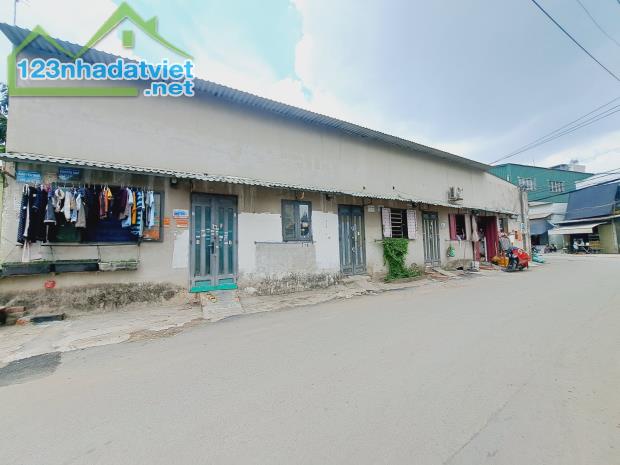Bán gấp nhà mặt tiền hẻm Tây Lân  - Bình Tân, 93m2, gần chợ, thu nhập 10tr/ tháng, chỉ 4.x