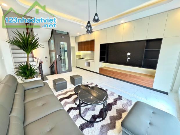 Nhà đẹp đơn lập phố Đàm Quang Trung, full nội thất,thang máy,ôtô 7 chỗ ngủ trong nhà - 1