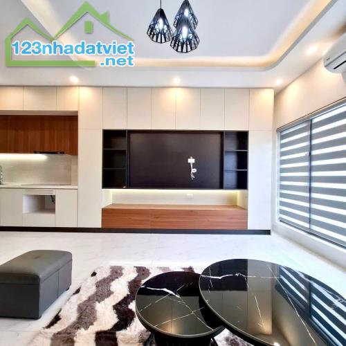 Nhà đẹp đơn lập phố Đàm Quang Trung, full nội thất,thang máy,ôtô 7 chỗ ngủ trong nhà - 2