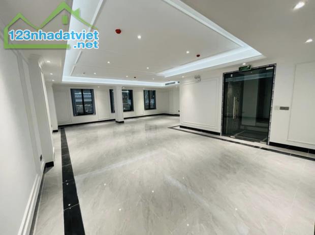 ⚜️ CỰC VIP MẶT PHỐ TRẦN KIM XUYẾN, 142M2 6T MT 16M, LÔ GÓC BỀ THẾ SIÊU KD, CHỈ 90 TỶ ⚜️ - 4