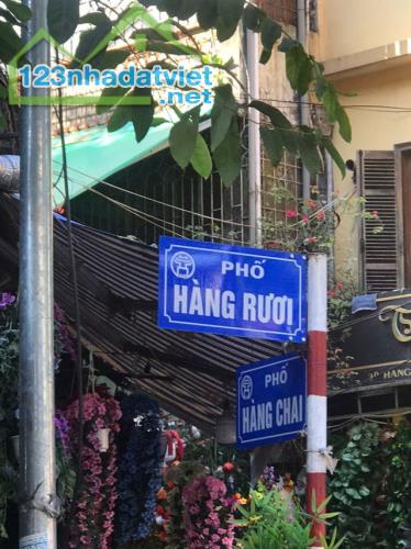 CHÍNH CHỦ BÁN NHÀ 5 TẦNG PHỐ HÀNG RƯƠI 105M GIÁ 63 TỶ MẶT TIỀN VÀNG HIẾM CÓ GIỮA PHỐ CỔ