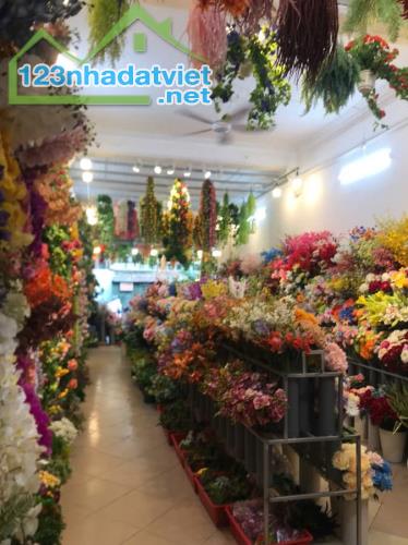 CHÍNH CHỦ BÁN NHÀ 5 TẦNG PHỐ HÀNG RƯƠI 105M GIÁ 63 TỶ MẶT TIỀN VÀNG HIẾM CÓ GIỮA PHỐ CỔ - 1