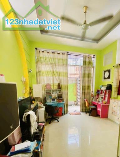 HẺM VIP TRUNG TÂM PHÚ NHUẬN - HẺM XE HƠI THÔNG - 62M² - NGANG 5M HIẾM - GIÁ CHỈ 11 TỶ - 4