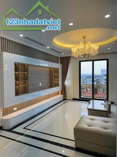 THẠCH BÀN – NGUYỄN VĂN LINH – 77M² – 7 TẦNG – 19,5 TỶ - 2