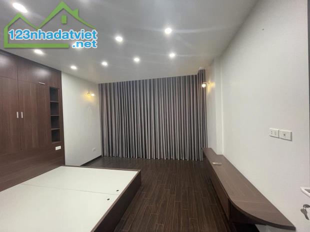 THẠCH BÀN – 50M² – 5 TẦNG – MẶT NGÕ Ô TÔ – 12,7 TỶ - 4