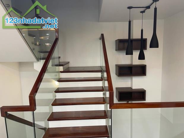 THẠCH BÀN – 50M² – 5 TẦNG – MẶT NGÕ Ô TÔ – 12,7 TỶ - 5