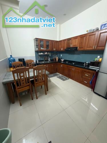 Nhà Mới 3Tầng Cách Nặt Tiền 15M Hẻm Thẳng Xe Hơi Sổ Vuông 60m2 Gía 6,6 Tỷ Thương Lượng - 2