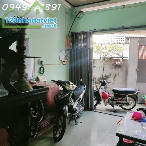 🌟 NHÀ MẶT TIỀN KINH DOANH 51M2 2TẦNG NGANG 4M SHR HOÀN CÔNG ĐỦ GIÁ 9TỶ LH 0949351891 MR