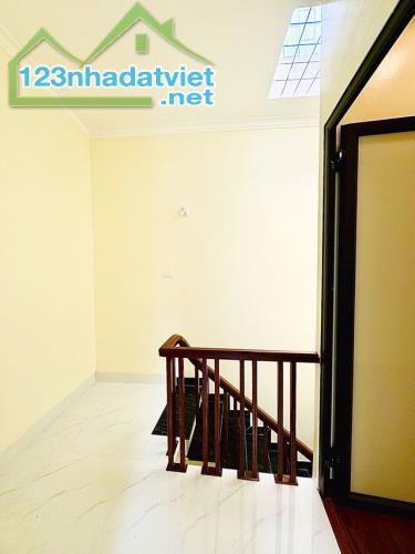 Cực hiếm- nhà mới 5.2 tỷ- Xã Đàn, Đống Đa, Hà Nội-thoáng sáng, gần phố - 5