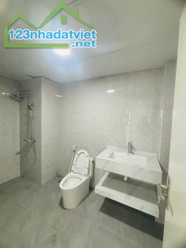 Lô Góc-Mặt Phố Khu Hoàng Văn Thái (Nguyễn Ngọc Nại) 65/75mx8Tầng,MT 4.6m 40.8 Tỷ - 4