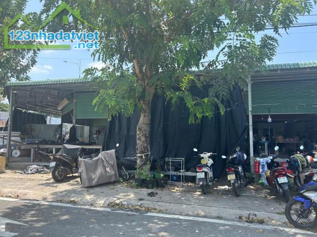 🌴 Ngay chợ Phú Chánh A, Thủ Dầu Một - Lô góc 200mv, full thổ - Không QH, LG - Pháp lý chu