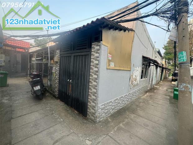 BÁN NHÀ CẤP 4 ĐÀO SƯ TÍCH NHÀ BÈ - CÓ THU NHẬP ỔN ĐỊNH
