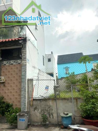 CÒN 1 NỀN DUY NHẤT ĐẤT HXH NGUYỄN THỊ BÚP, Q.12 – GIÁ CHỈ 2,97 TỶ!!