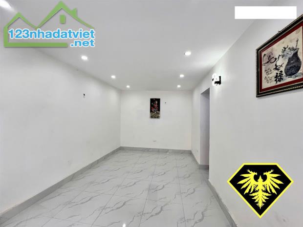 ◄ ★ ► BÁN NHÀ 2 TẦNG SẠCH SẼ SÂN CỔNG RIÊNG NGÕ RỘNG ► TÔN ĐỨC THẮNG - AN DƯƠNG - LÊ CHÂN
