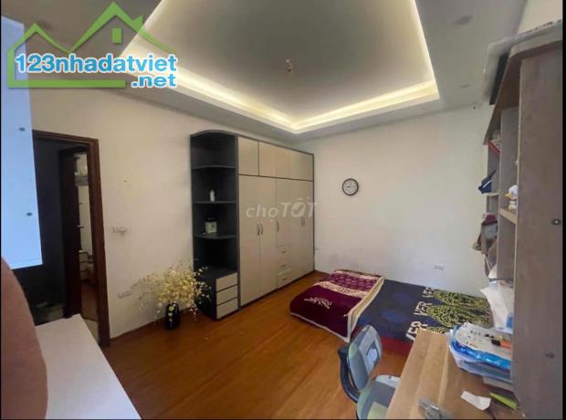 Bán nhà riêng Trương Định, Hoàng Mai 40m x 7T giá 9 tỷ, 10pkk, full đồ, cho thuê hơn 30tr/ - 1