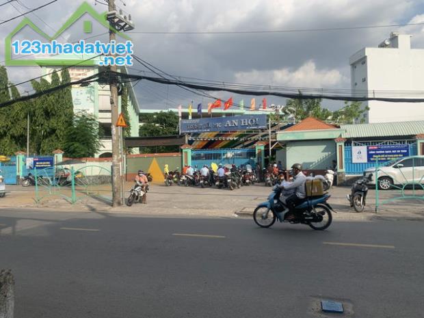 Nhà Mới 3Tầng Cách mặt Tiền 15M Hẻm Thẳng Xe Hơi Sổ Vuông 83m2 Gía 6,5 Tỷ Thương Lượng - 3