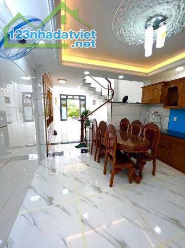 Nhà đẹp ngay bến xe Quận 8, đường Tạ Quang Bửu, 5 tầng mới đẹp chỉ 8 tỷ nhỉnh - 2