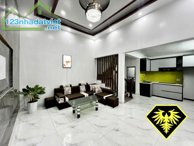 ◄ ★ ► BÁN NHÀ 3,5 TẦNG ĐẸP CÓ SÂN CỔNG RỘNG NGÕ Ô TÔ ► THIÊN LÔI - VĨNH NIỆM - LÊ CHÂN
