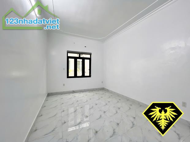◄ ★ ► BÁN NHÀ 3,5 TẦNG ĐẸP CÓ SÂN CỔNG RỘNG NGÕ Ô TÔ ► THIÊN LÔI - VĨNH NIỆM - LÊ CHÂN - 4