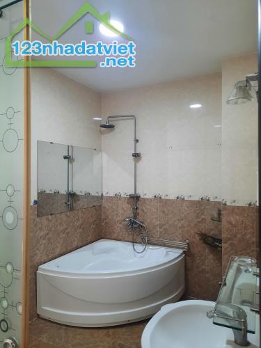 Bán nhà HXH Đường Phạm Viết Chánh P.19 Q.Bình Thạnh 51 m2 2 tầng hiếm Chỉ nhỉnh 8 Tỷ vào - 3