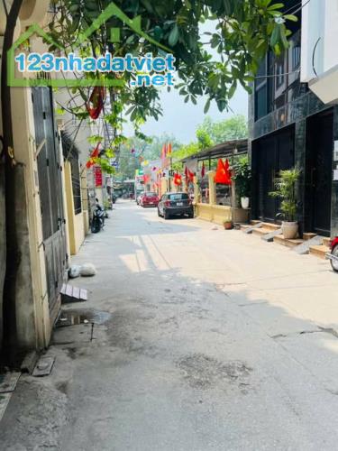 CHỈ VÀI BƯỚC RA PHỐ – NHÀ 7 TẦNG MẶT TIỀN KHỦNG – GIÁ LOANH QUANH 20 TỶ
