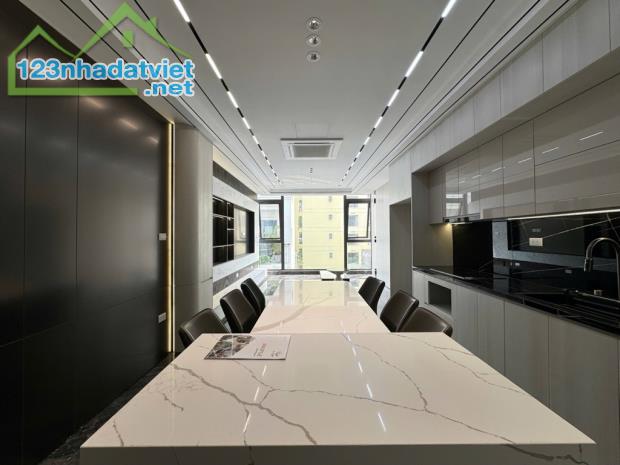 BÁN NHÀ 8 TẦNG HOÀNG NHƯ TIẾP - LONG BIÊN - 45m - MT 4,3 - Giá 18,5 tỷ