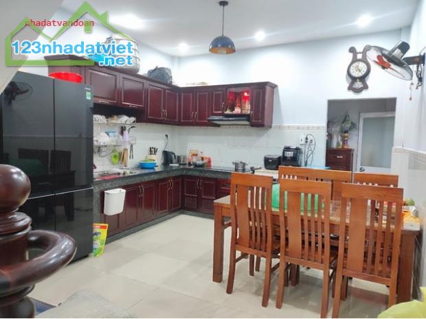 TÌM CHỦ NHÂN CHO CĂN NHÀ HẺM TRỊNH ĐÌNH THẢO, PHÚ TRUNG, TÂN PHÚ - CHƯA ĐẾN 6 TỶ