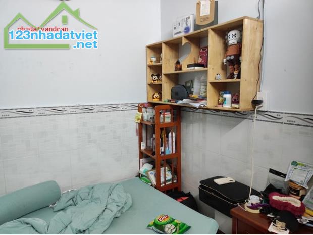 TÌM CHỦ NHÂN CHO CĂN NHÀ HẺM TRỊNH ĐÌNH THẢO, PHÚ TRUNG, TÂN PHÚ - CHƯA ĐẾN 6 TỶ - 2