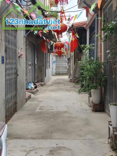 LÔ ĐẤT TẠI BA LA HÀ ĐÔNG NGÕ NÔNG GẦN Ô TÔ XÂY Ở QUÁ ĐẸP DT45M GIÁ HƠN 5 TỶ
