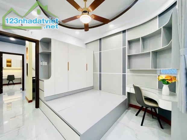 NGÔ GIA TỰ, QUẬN 10, HXH, NHÀ MỚI FULL NỘI THẤT, TỔNG DT SÀN 110M2, 3 TẦNG, CHỈ 8 TỶ - 4