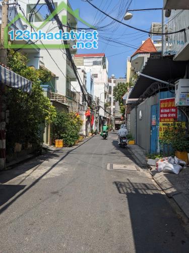 CĂN NHÀ 2 TẦNG, 80M2 (5.1 X 17M)  GIÁ  8 TỶ TL - THẠCH LAM, PHÚ THẠNH. HẺM XH THÔNG. VỊ