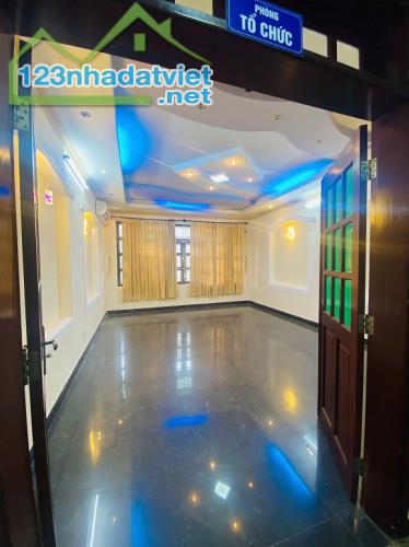 1. Cho thuê nhà mặt tiền đường T3, phường Tây Thạnh, quận Tân Phú