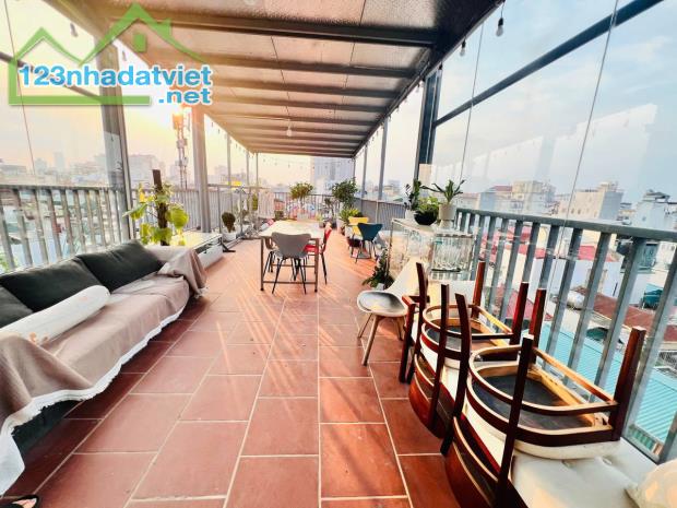Bán Nhà Đê La Thành. Đống Đa. 7 Tầng Thang Máy. Ô Tô. DT 54m2. MT 3,9m. Giá 16,76 Tỷ.