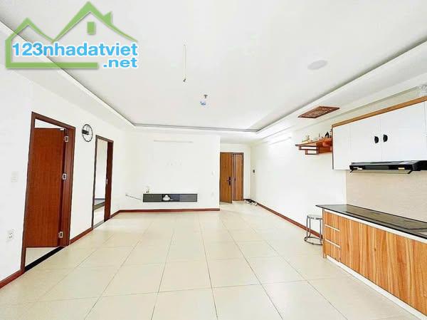 Bán chung cư Hoà Bình; SHR; diện tích 65.6m2; view siêu đẹp, 2pn 2wc - 4