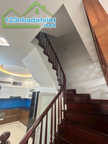 XUÂN ĐỈNH- SIÊU PHẨM Ô TÔ VÀO NHÀ 45M NHÀ ĐẸP- FULL NỘI THẤT- GIÁ 11.5 CTL VỊ TRÍ SIÊU ĐẸP - 2