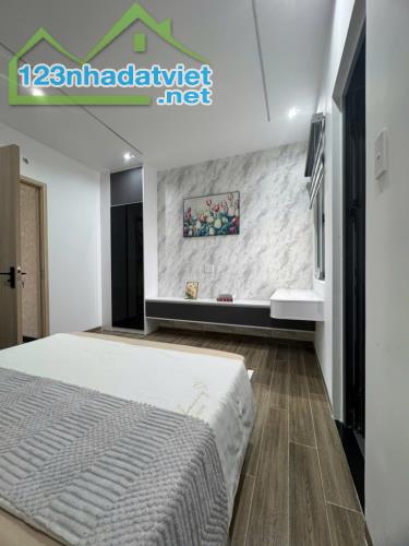 🌺 Nhà 5Tầng mặt tiền kinh doanh ,xe hơi ngủ trong nhà, Tặng full nội thất đường THẠNH LỘC - 1