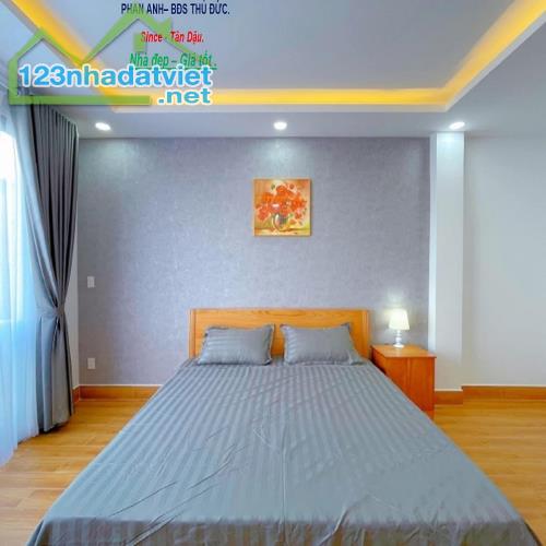 [ Bán Gấp ] Nhà Phố Lê Văn Thịnh, Q2 _ Hẻm Xe Hơi _ Nở Hậu Phát Lộc _ 3 Tầng Đẹp Như Mơ. - 1