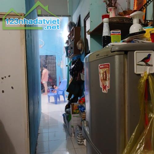 Bán gấp nhà ở Bình Thành - Bình Tân ngay chợ, 96m, có 5 phòng trọ, giá chỉ 3.x tỷ, bao rẻ. - 2