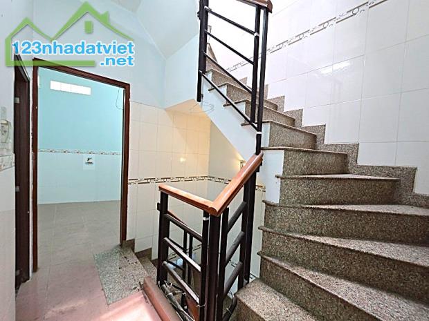 NHỈNH 6 TỶ NHÀ QUẬN 10 - HẺM 3M THẲNG THÀNH THÁI - THU NHẬP 35TR/TH - 4 TẦNG 5PN ĐÚC - 2