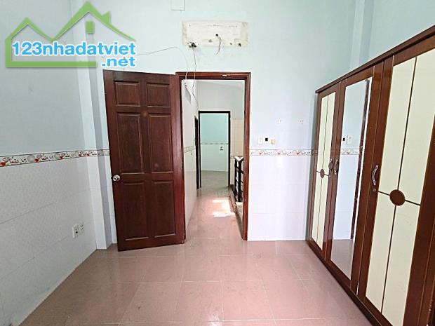 NHỈNH 6 TỶ NHÀ QUẬN 10 - HẺM 3M THẲNG THÀNH THÁI - THU NHẬP 35TR/TH - 4 TẦNG 5PN ĐÚC - 4