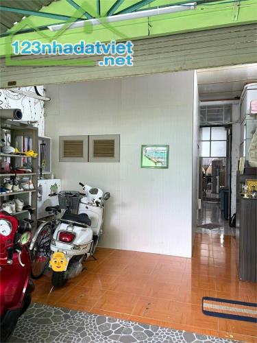 Bán nhà Nguyễn Lâm, Q.10, gần Q1, tiện kinh doanh, 9.x tỷ!